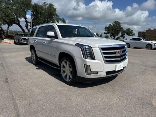 2017 Cadillac Escalade Luxury