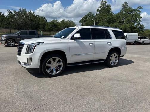 2017 Cadillac Escalade Luxury