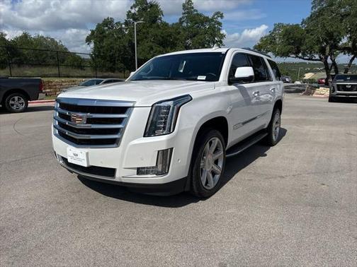 2017 Cadillac Escalade Luxury