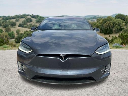 Gray 2019 Tesla Model X Long Range