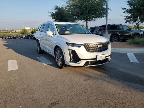 2023 Cadillac XT6 Premium Luxury FWD