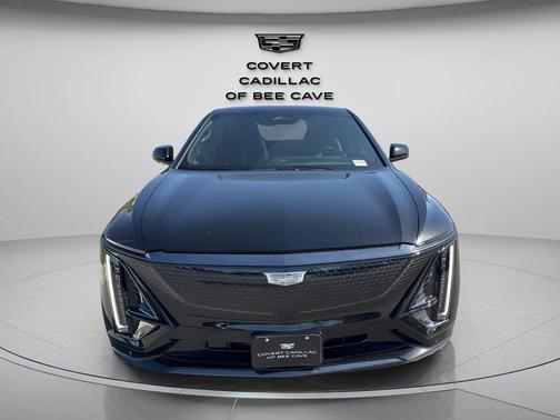 2025 Cadillac LYRIQ Sport