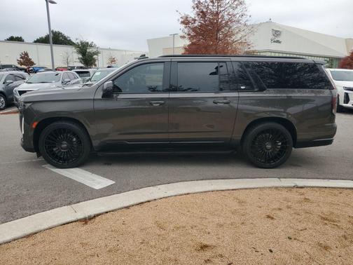 2021 Cadillac Escalade ESV Sport