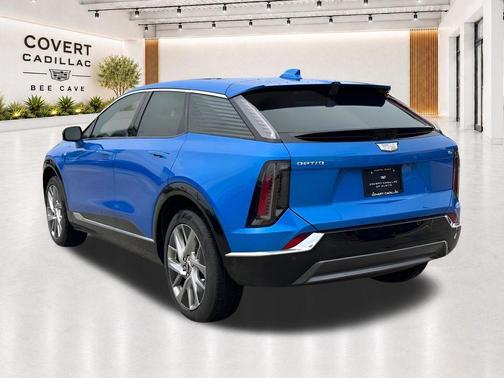 Coastal Blue Metallic 2027 Cadillac OPTIQ Luxury