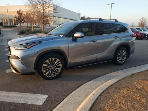 2020 Toyota Highlander Platinum