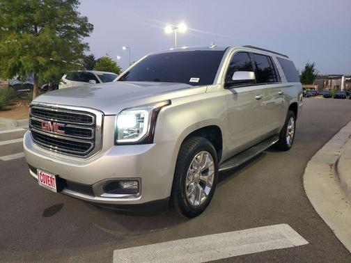 2016 GMC Yukon XL SLT