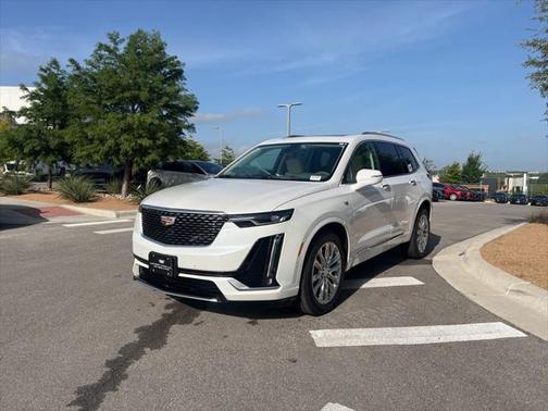 2025 Cadillac XT6 Premium Luxury FWD