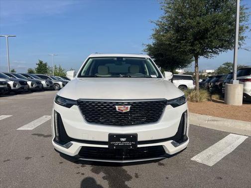2025 Cadillac XT6 Premium Luxury FWD
