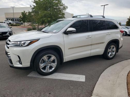 2017 Toyota Highlander Limited