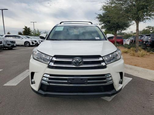 2017 Toyota Highlander Limited