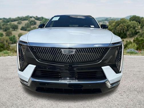 Vibrant White Tricoat 2026 Cadillac Escalade IQL Luxury