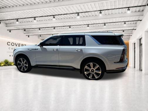 Vibrant White Tricoat 2026 Cadillac Escalade IQL Luxury