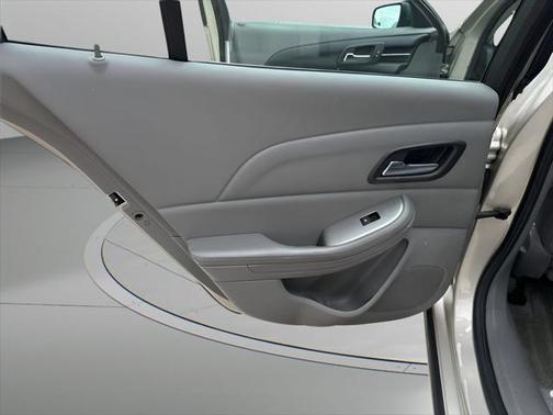 2015 Chevrolet Malibu 1LS