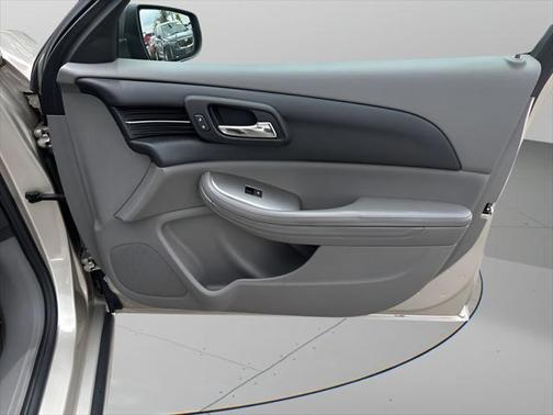 2015 Chevrolet Malibu 1LS
