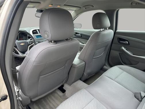 2015 Chevrolet Malibu 1LS
