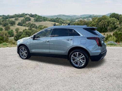 Argent Silver Metallic 2023 Cadillac XT5 Premium Luxury