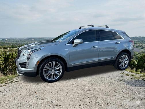 Argent Silver Metallic 2023 Cadillac XT5 Premium Luxury