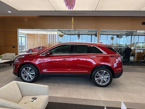 2026 Cadillac XT5 Premium Luxury