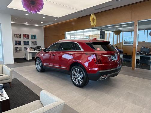 2026 Cadillac XT5 Premium Luxury