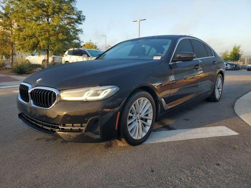 2021 BMW 530 530i