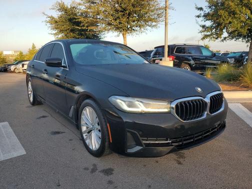 2021 BMW 530 530i