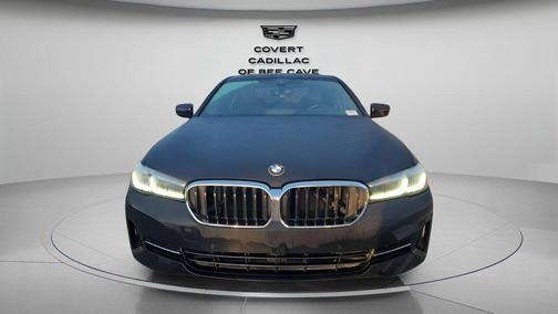 2021 BMW 530 530i