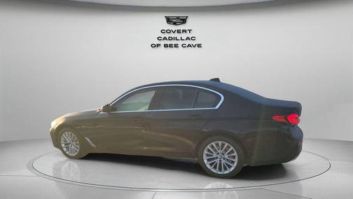 2021 BMW 530 530i