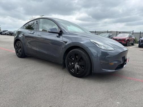 2023 Tesla Model Y Long Range Dual Motor All-Wheel Drive