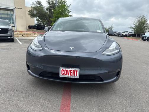 2023 Tesla Model Y Long Range Dual Motor All-Wheel Drive