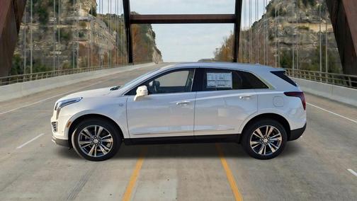 Crystal White Tricoat 2026 Cadillac XT5 Premium Luxury