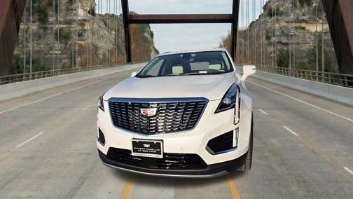 Crystal White Tricoat 2026 Cadillac XT5 Premium Luxury