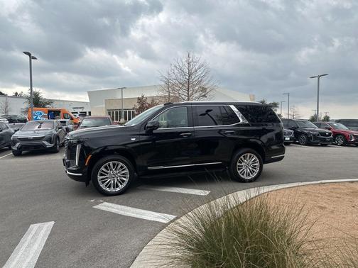 2025 Cadillac Escalade Premium Luxury