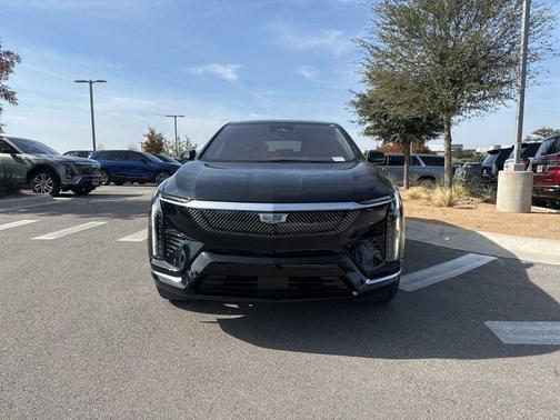 2026 Cadillac OPTIQ Premium Luxury