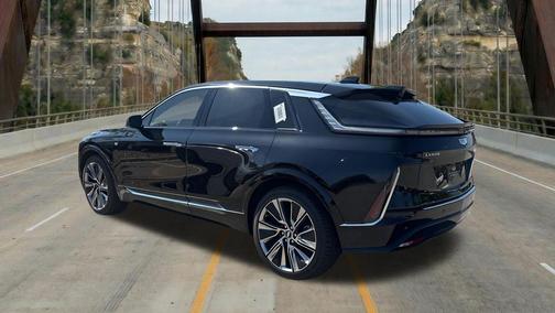 Stellar Black Metallic 2026 Cadillac LYRIQ Signature Luxury