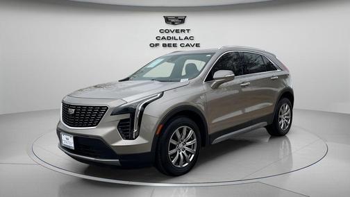 2022 Cadillac XT4 Premium Luxury