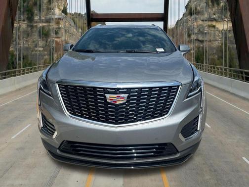 Argent Silver Metallic 2026 Cadillac XT5 Luxury