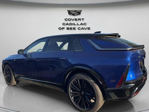 2025 Cadillac LYRIQ Sport