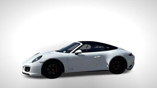 2017 Porsche 911 Carrera 4 GTS