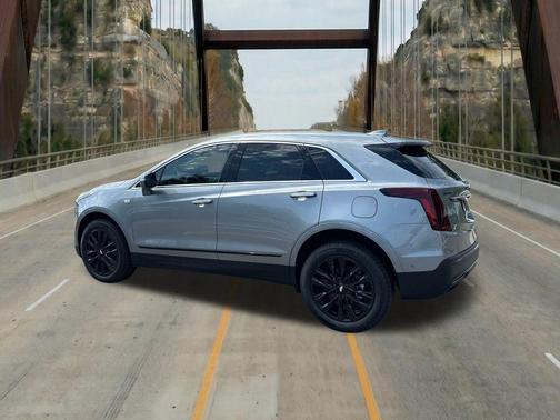 Argent Silver Metallic 2026 Cadillac XT5 Premium Luxury