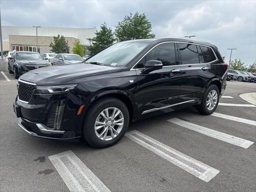 2025 Cadillac XT6 Luxury FWD
