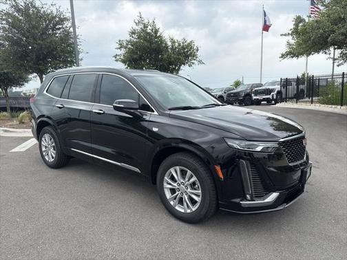 2025 Cadillac XT6 Luxury FWD