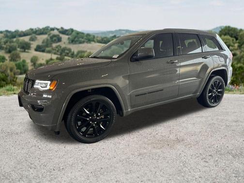 Sting-Gray Clearcoat 2020 Jeep Grand Cherokee Altitude