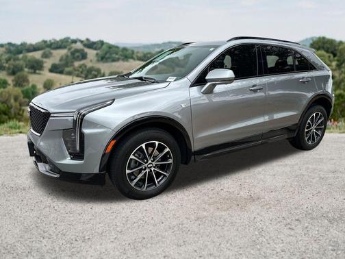 Argent Silver Metallic 2025 Cadillac XT4 Sport