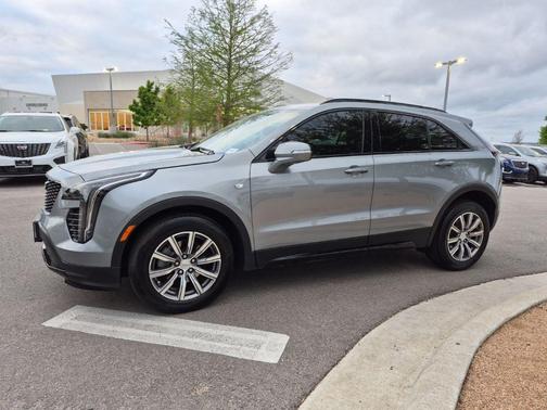 Argent Silver Metallic 2023 Cadillac XT4 Sport