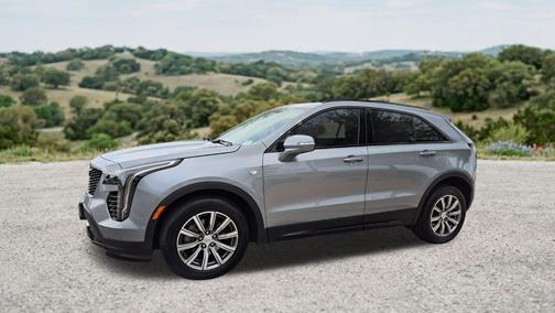Argent Silver Metallic 2023 Cadillac XT4 Sport