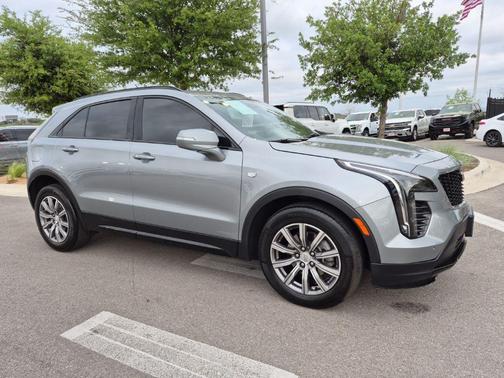 Argent Silver Metallic 2023 Cadillac XT4 Sport
