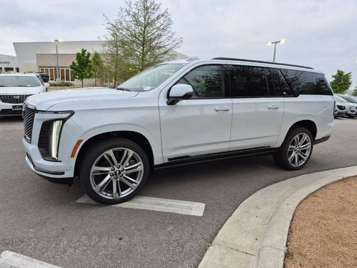 Vibrant White Tricoat 2026 Cadillac Escalade ESV Sport