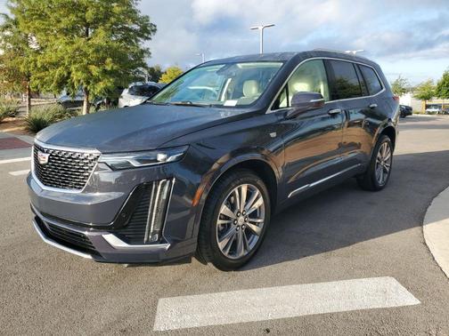 2025 Cadillac XT6 Premium Luxury AWD
