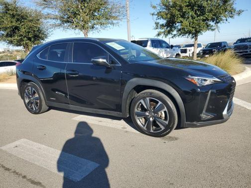 2021 Lexus UX 250h Base