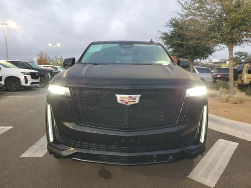 2023 Cadillac Escalade Sport Platinum